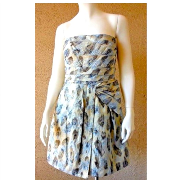 BCBG Max Azria Strapless Dress - Picture 5 of 9